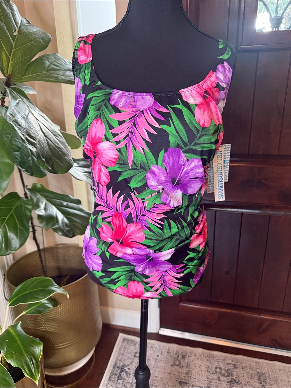 Aquabelle 1-piece swimsuit, colorful tropical floral print & ruched detail Sz 14